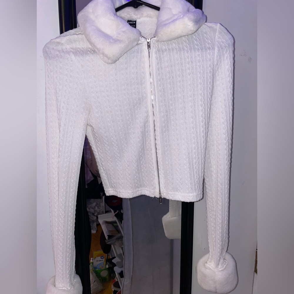 White zip up longsleeve